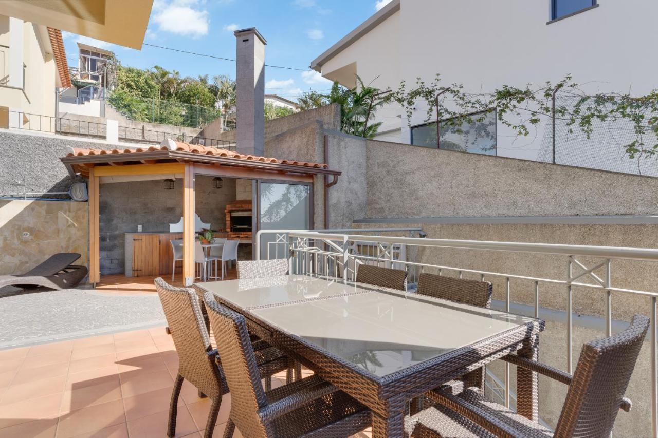 3B Villa Heated Pool Barbecue Games Room Funchal  Bagian luar foto