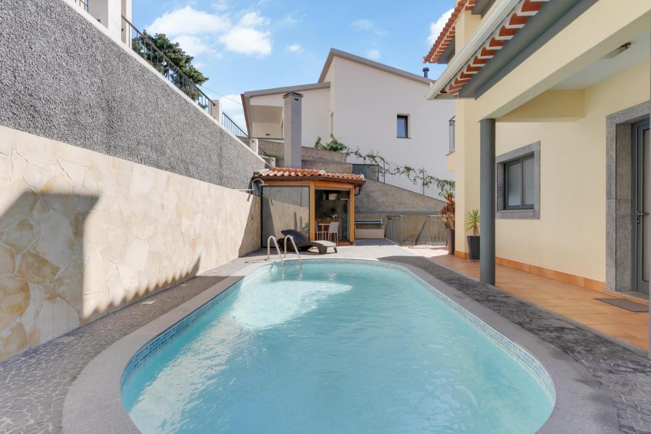3B Villa Heated Pool Barbecue Games Room Funchal  Bagian luar foto